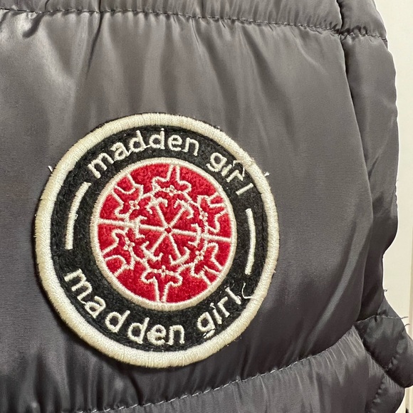Madden Girl puffy vest - Picture 7 of 8